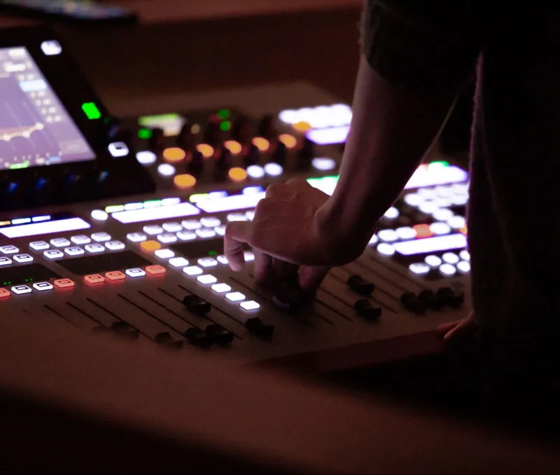 Static and Subversion: The Late-Night Pirate Broadcasters Keeping Censored Music Alive